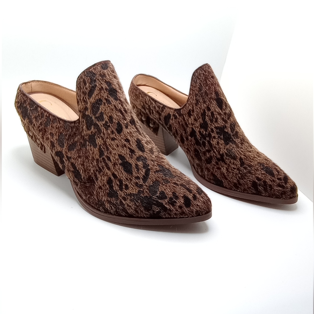New FAUX PONY HAIR FABRIC STACKED HEEL MULE SZ 7
